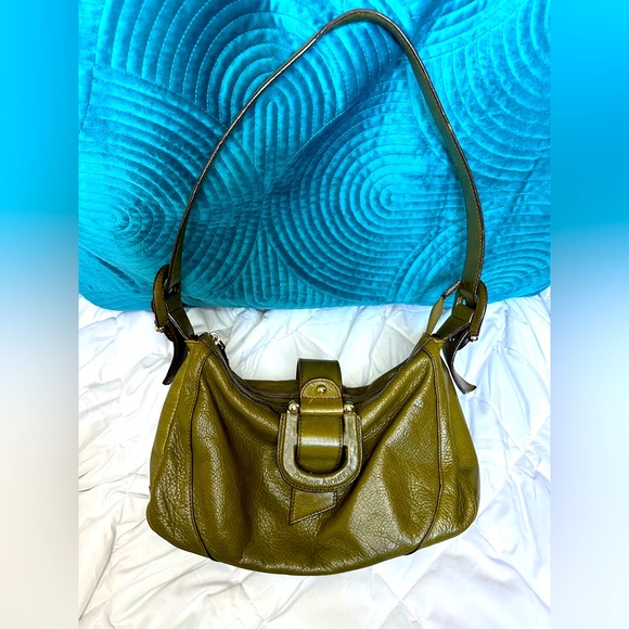 Etienne Aigner Green Genuine Leather Purse - Picture 1 of 10